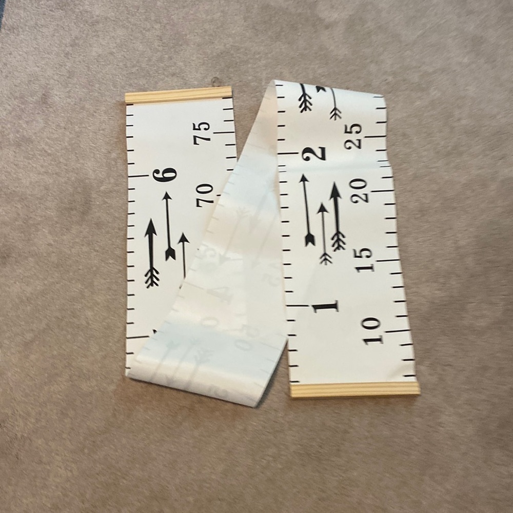6’ Hanging Flexible Height Chart